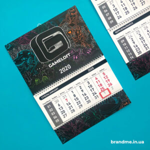 Яскраві настінні календарі для компанії 