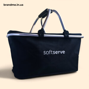 Термосумка для пікніку з нанесенням логотипа для компанії SoftServe