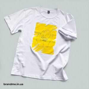 Футболка з патріотичним принтом