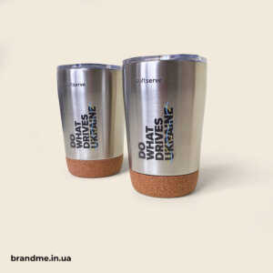 Стильні термочашки з нержавіючої сталі для компанії SoftServe