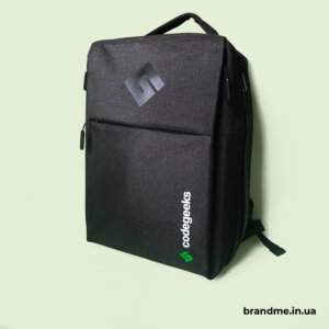 Корпоративні подарунки для команди. Рюкзаки з логотипом клієнта