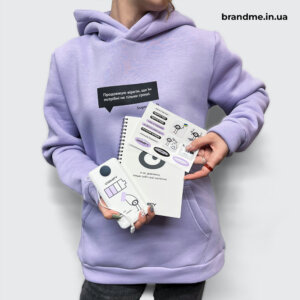 Комплексний мерч в корпоративних кольорах компанії