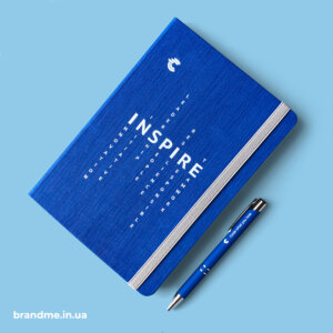 Брендована канцелярія для Сlearmove Друк на блокнотах та ручках в корпоративному стилі