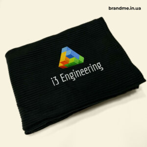 Плед з вишивкою для i3 Engineering Пледи з вишивкою для компаній