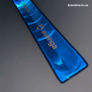 Світловідбиваючий браслет у темряві