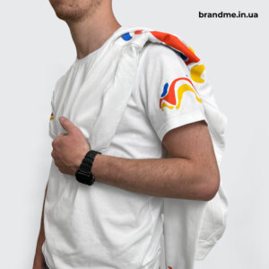 Комплекс корпоративного мерчу для дитячого центру розвитку “Томік” Друк на футболці з худі