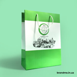Паперові пакети з нанесенням логотипу Друк дизайнерських пакетів з кольоровим рішенням