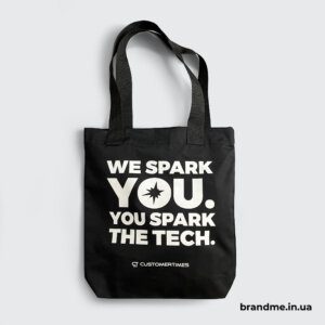 Чорний місткий шопер з репсовими ручками для Customertimes Базові чорні шопери з друком у корпоративному стилі