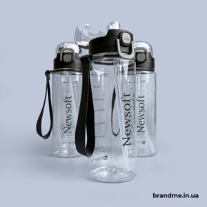 Пляшки для води з зручним для пиття механізмом