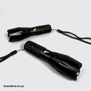 Металеві ліхтарики з нанесеним логотипом компанії Amo