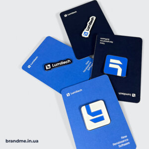 Литі піни з логотипом компанії Lumitech Брендовані литі піни з логотипом Lumitech – практичний корпоративний аксесуар