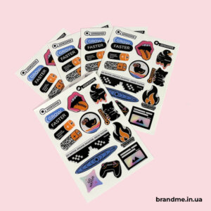 Обʼємні наліпки для компанії Adskeeper Друк обʼємних наліпок длля компанії