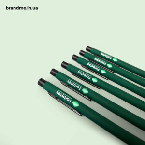 Темно зелені брендовані ручки з логотипом для корпоративного використання